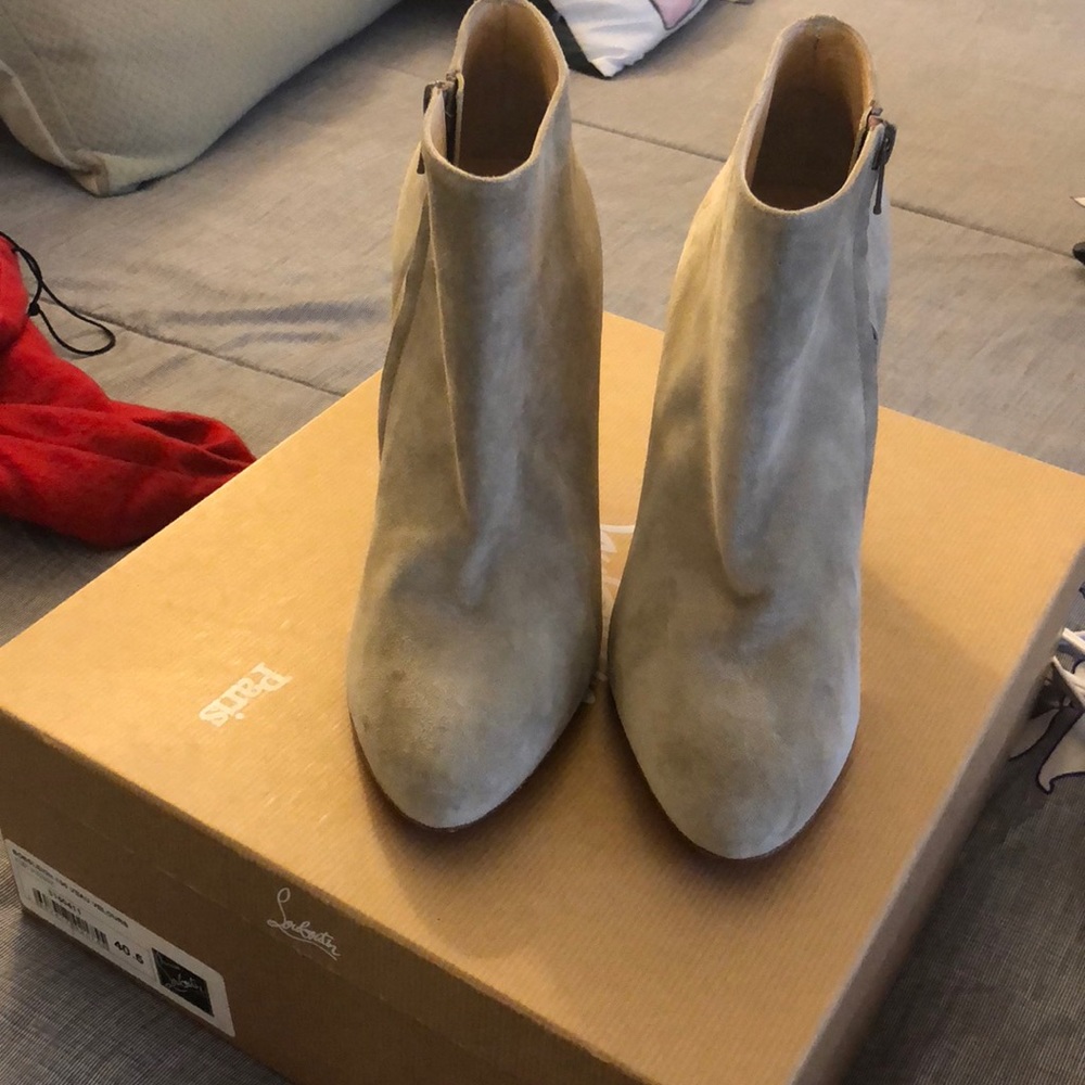 Slightly worn Christian Louboutin boots size 40.5